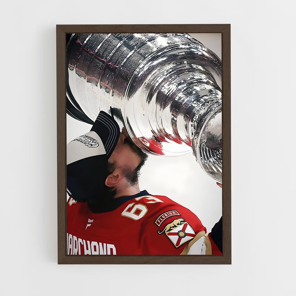 ap-brad marchand-1 cadre Bois foncé