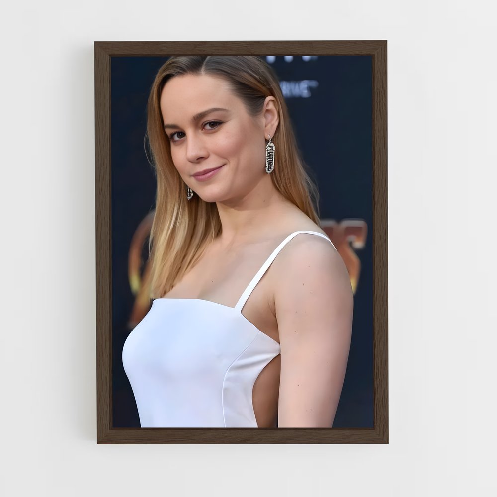 ap-brie larson-2 cadre Bois foncé