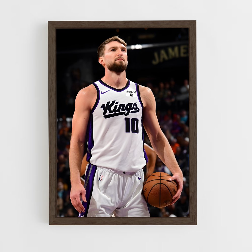 ap-domantas sabonis-1 cadre Bois foncé