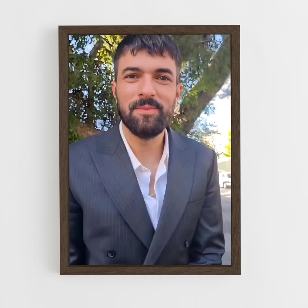 ap-engin akyurek-9 cadre Bois foncé