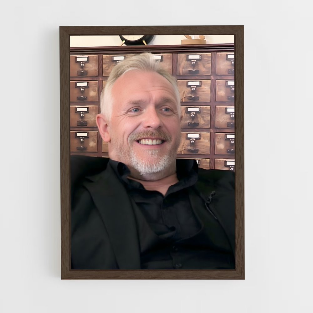 ap-greg davies-5 cadre Bois foncé