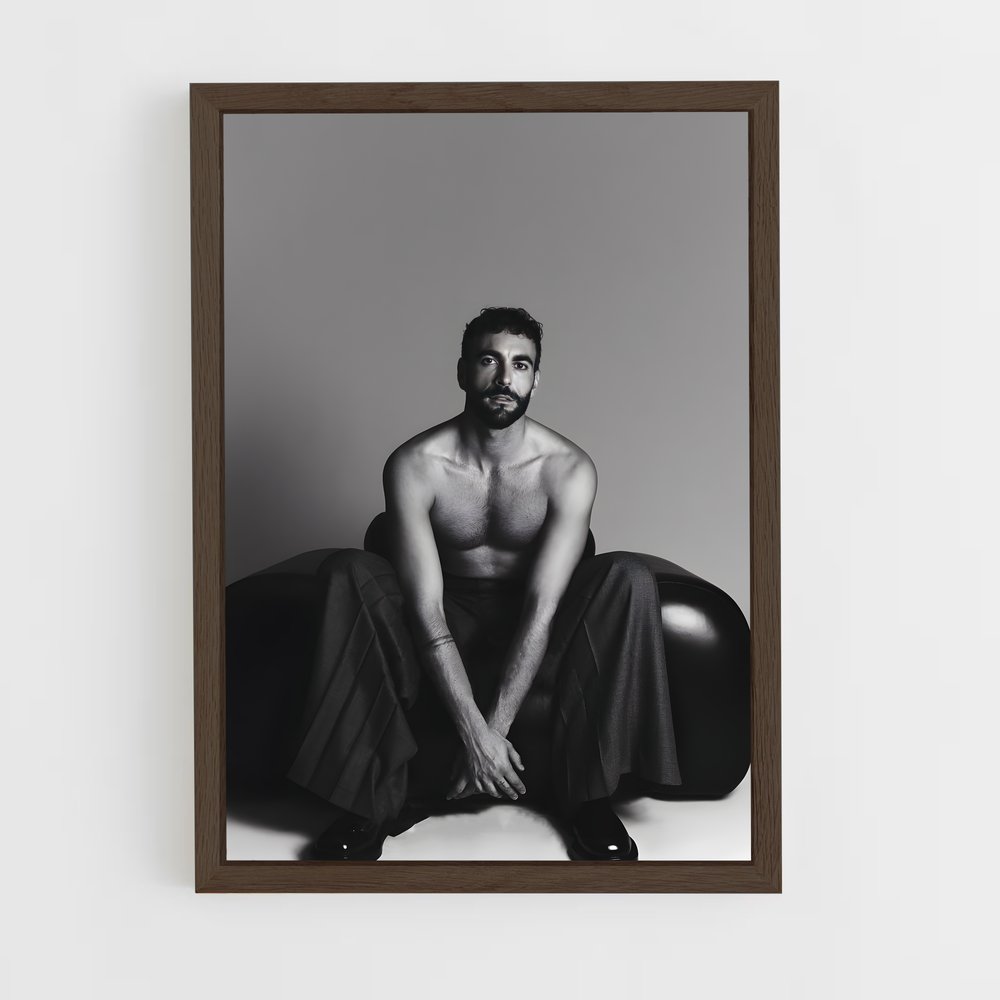 ap-marco mengoni-6 cadre Bois foncé