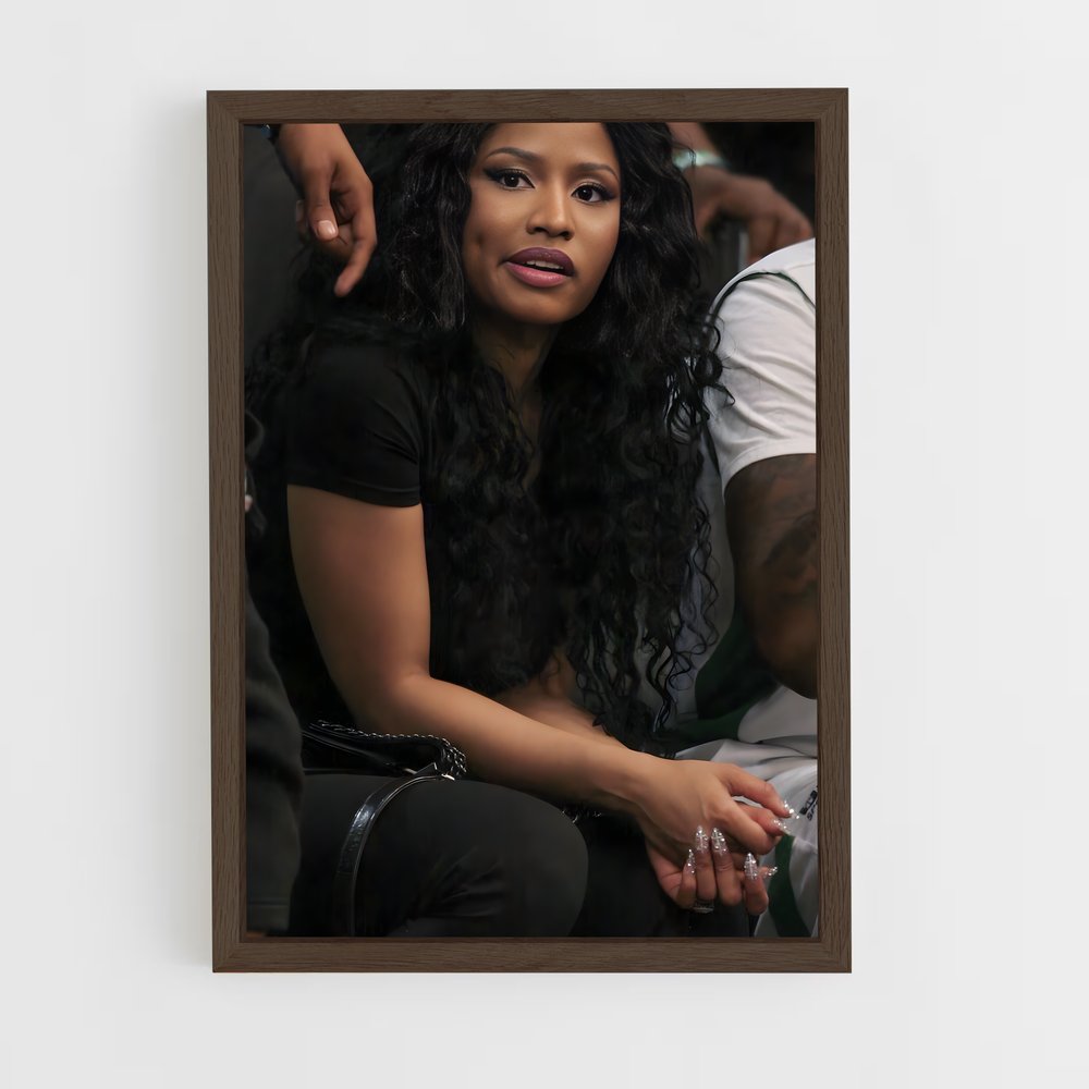 ap-nicki minaj-3 cadre Bois foncé