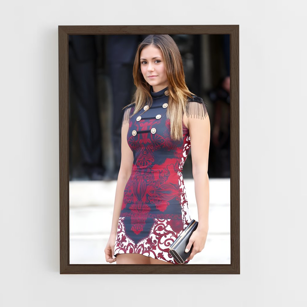 ap-nina dobrev-8 cadre Bois foncé