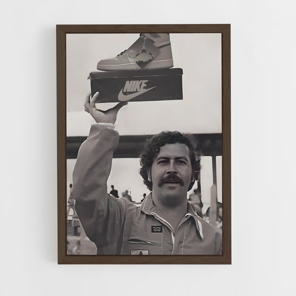 ap-pablo escobar-5 cadre Bois foncé