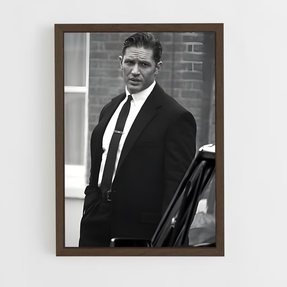 ap-tom hardy-4 cadre Bois foncé