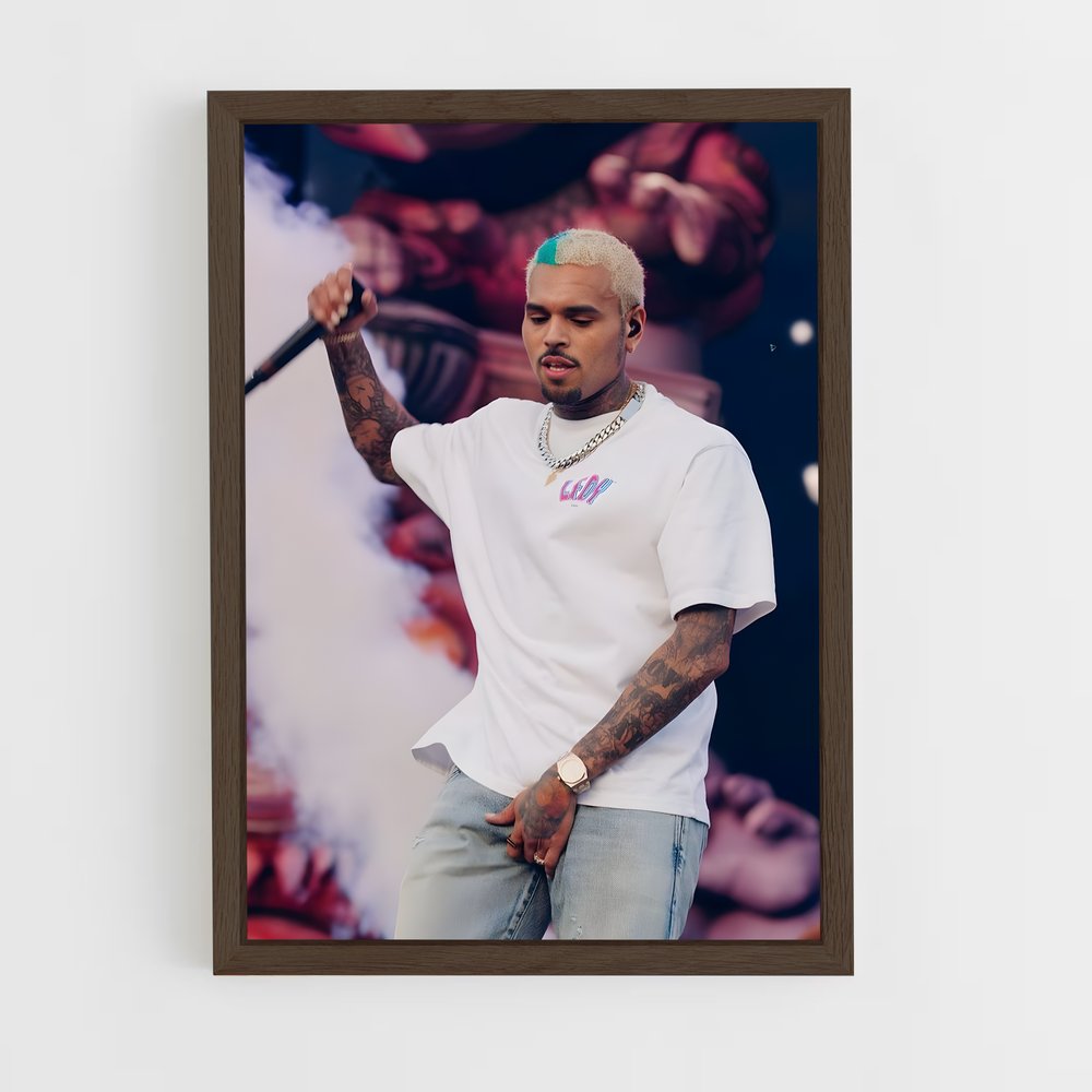 chris-brown-3 cadre Bois foncé