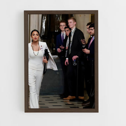 ap-alexandria ocasio cortez-1 cadre Bois foncé