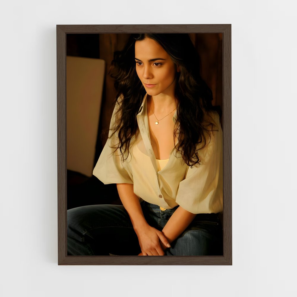 ap-alice braga-3 cadre Bois foncé