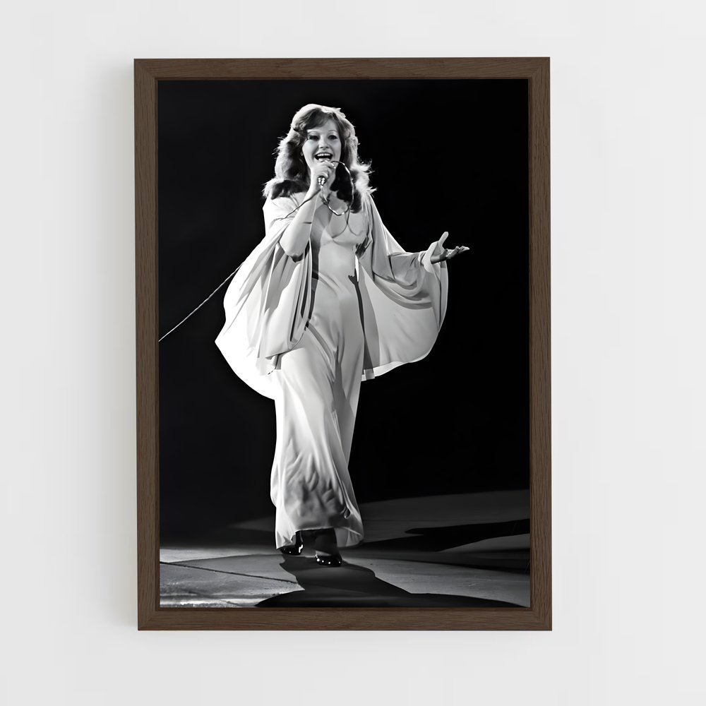 ap-alla pugacheva-1 cadre Bois foncé