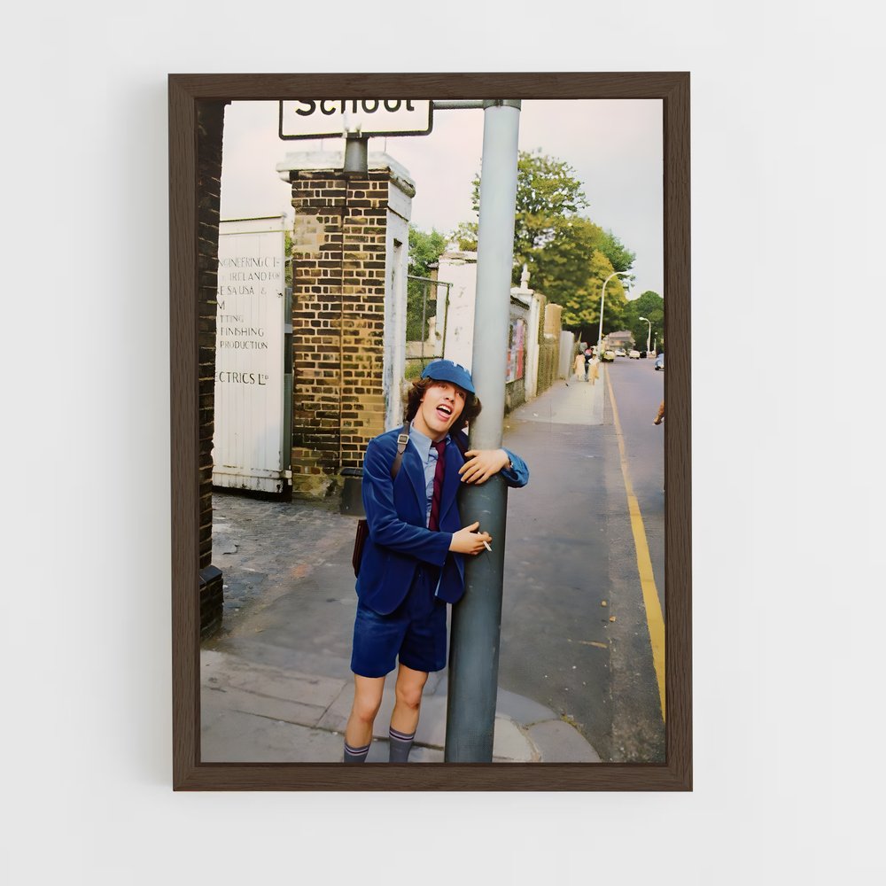 ap-angus young-5 cadre Bois foncé