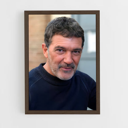 ap-antonio banderas-6 cadre Bois foncé