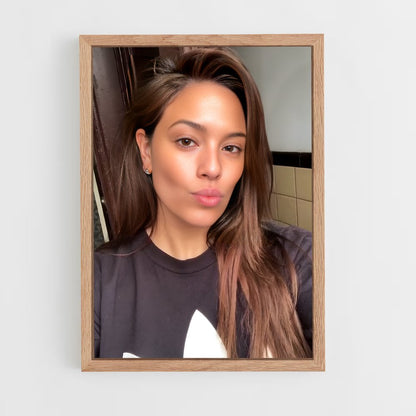 ap-ashley graham-3 cadre Bois clair