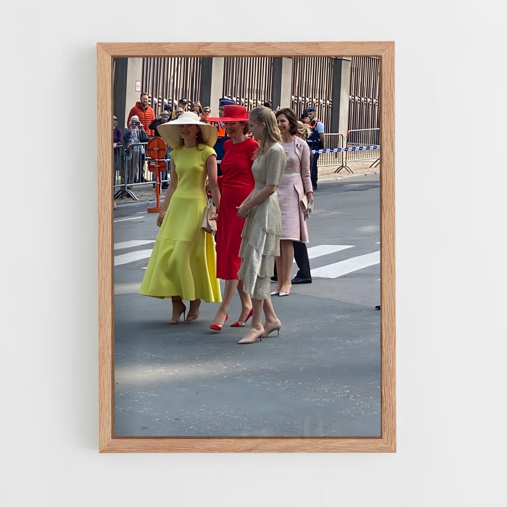 ap-belgian royal family-10 cadre Bois clair