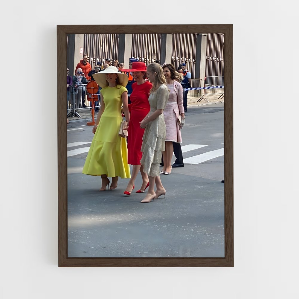 ap-belgian royal family-10 cadre Bois foncé