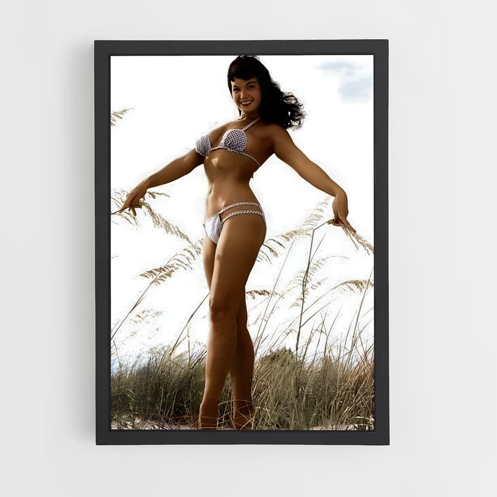 ap-bettie page-7 cadre Noir