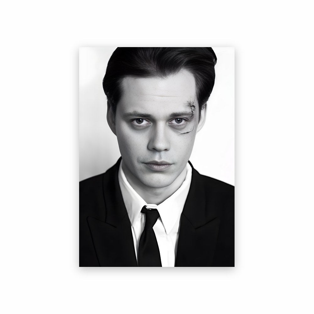 Poster Bill Skarsgård costume noir
