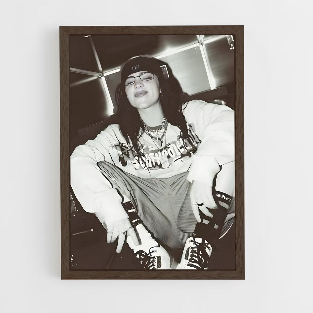 ap-billie eilish-3 cadre Bois foncé