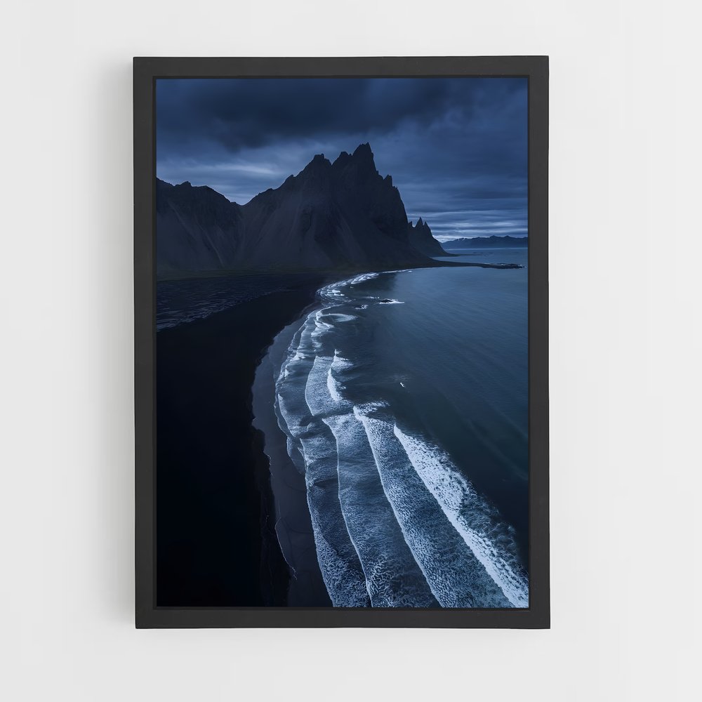 ap-black sand beach-1 cadre Noir