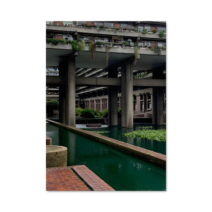 Poster Passerelle Brutaliste