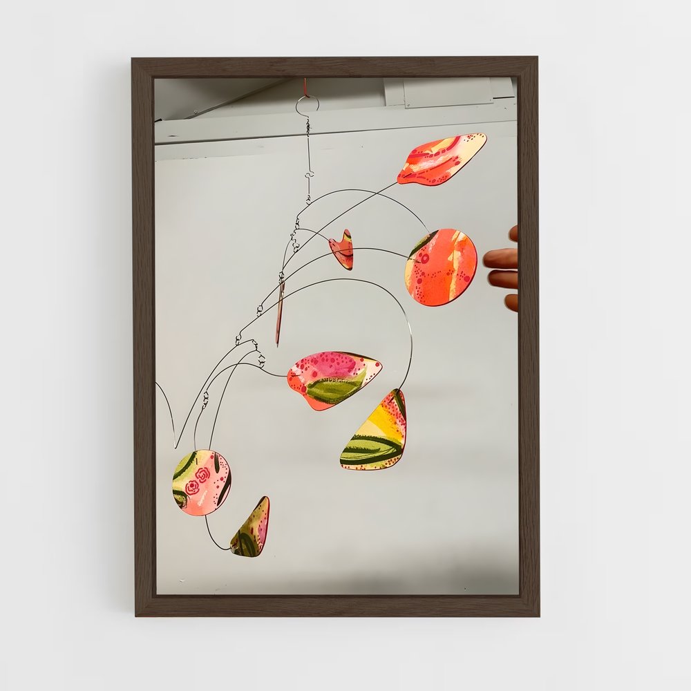 ap-calder mobiles-6 cadre Bois foncé