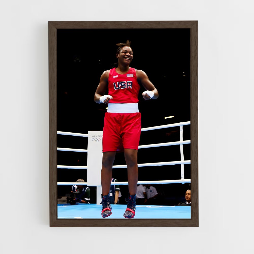 ap-claressa shields-2 cadre Bois foncé