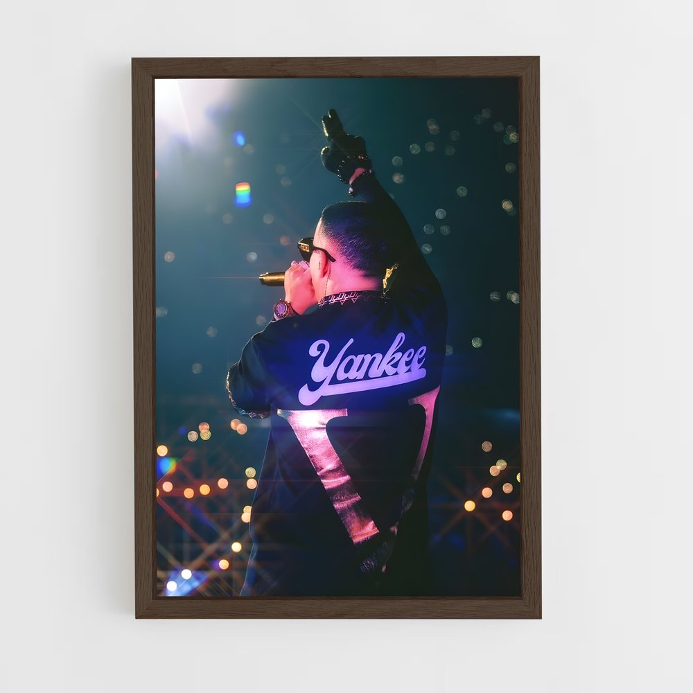 ap-daddy yankee-8 cadre Bois foncé