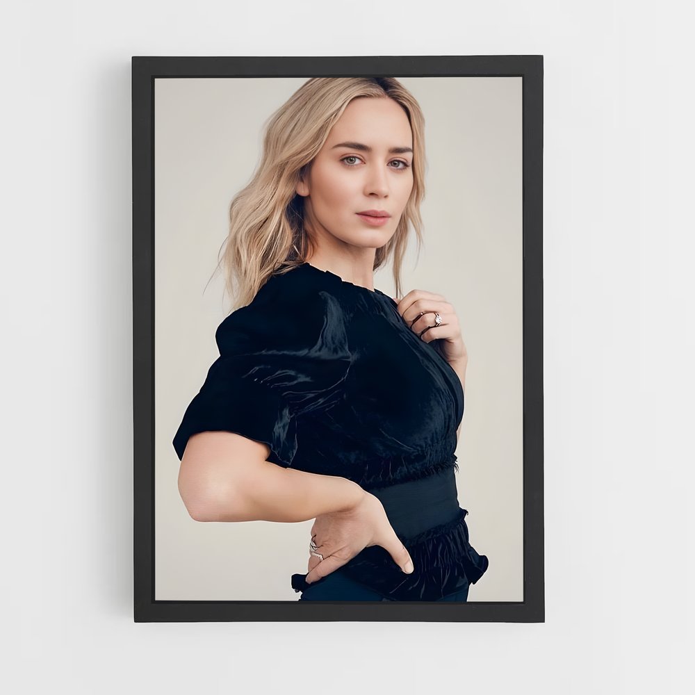 ap-emily blunt-2 cadre Noir