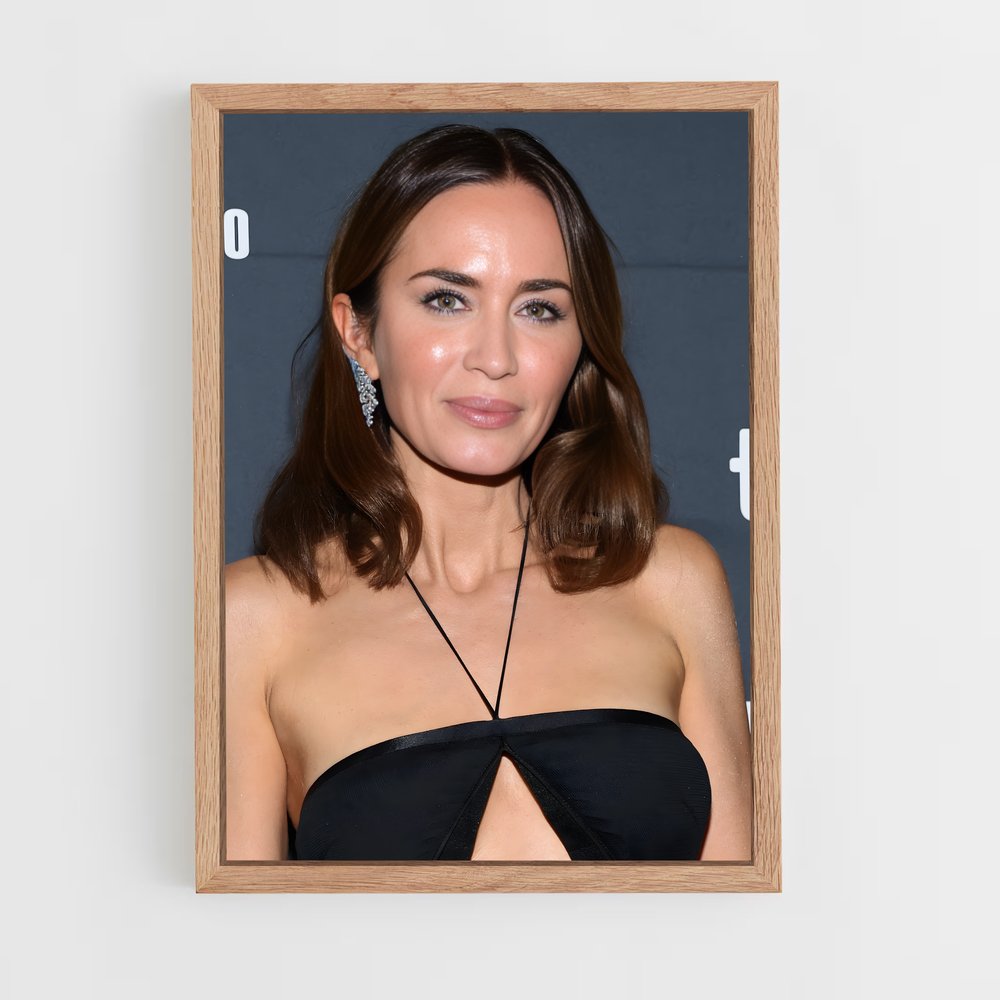 ap-emily blunt-5 cadre Bois clair