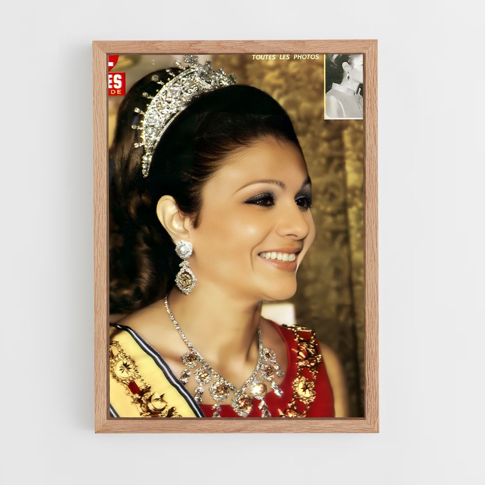 ap-empress farah pahlavi-1 cadre Bois clair
