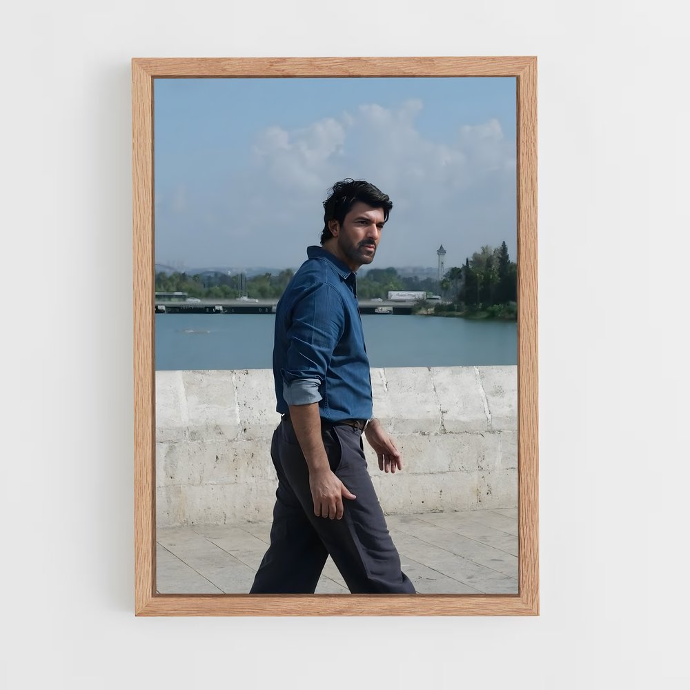ap-engin akyurek-2 cadre Bois clair