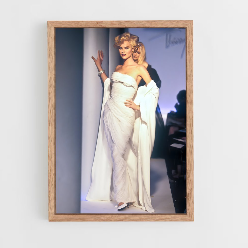 ap-eva herzigova-5 cadre Bois clair