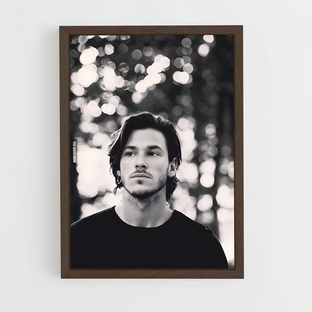 ap-gaspard ulliel-2 cadre Bois foncé