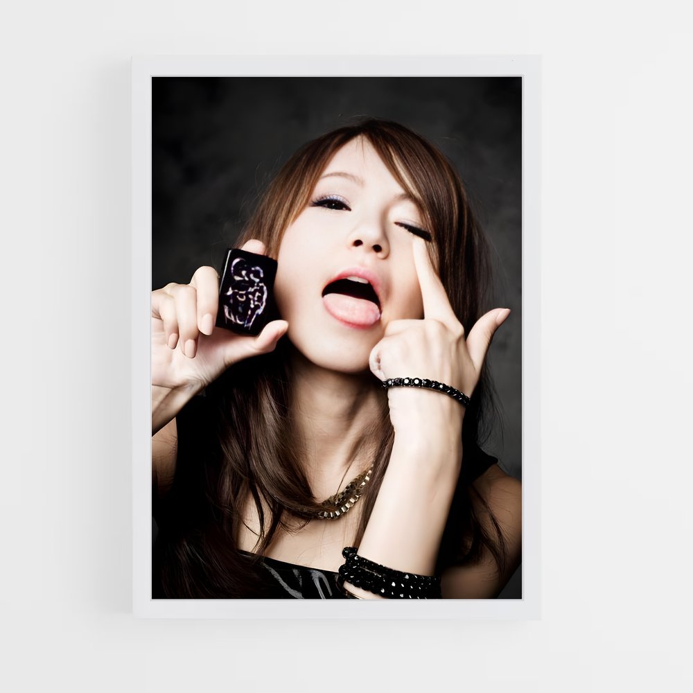 ap-haruna ono-2 cadre Blanc