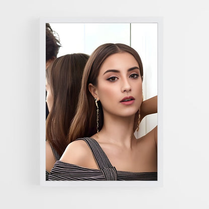 ap-hazal kaya-9 cadre Blanc