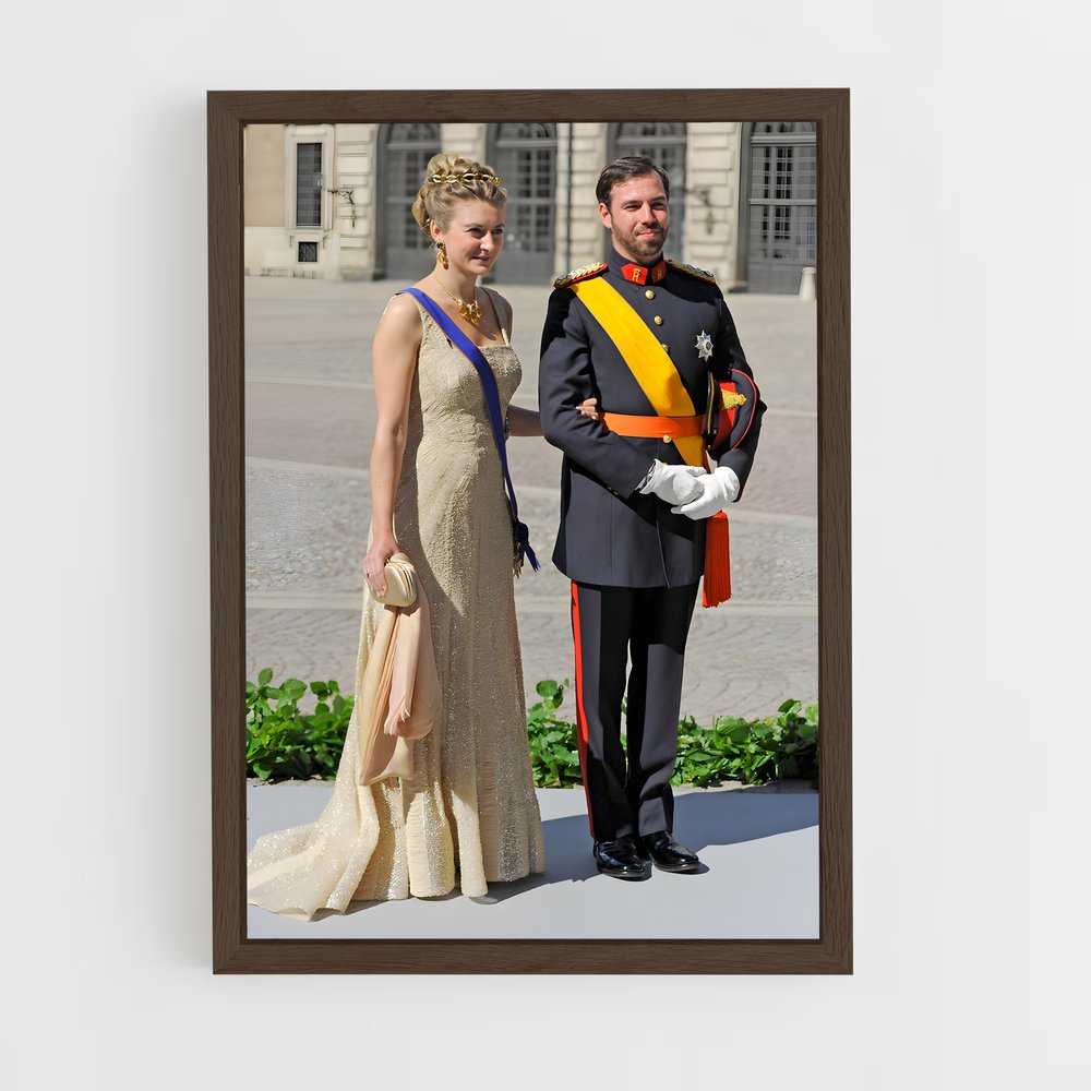 ap-hereditary grand duchess stephanie-10 cadre Bois foncé