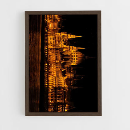 ap-hungarian parliament-1 cadre Bois foncé