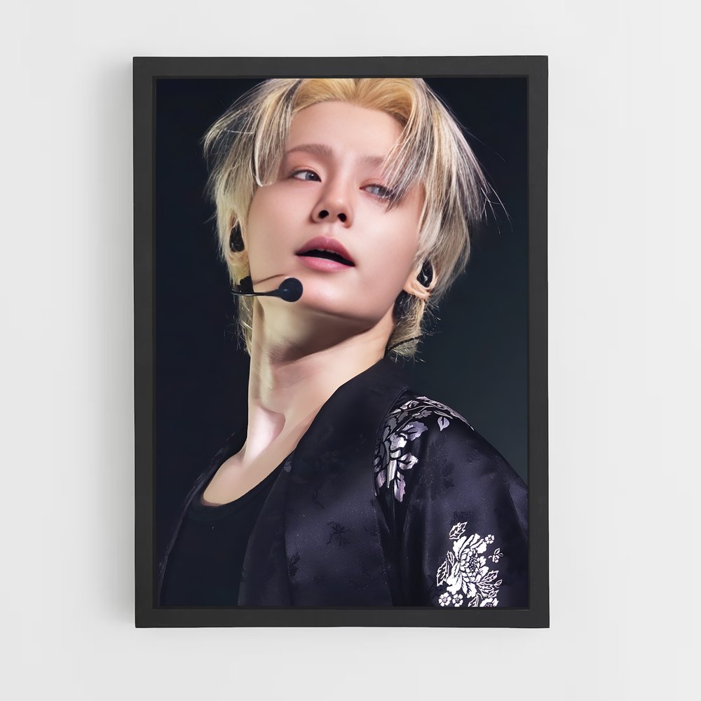 ap-hwanwoong-1 cadre Noir