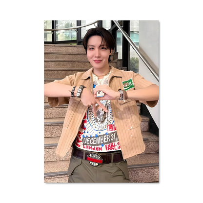 Poster J-Hope en Style