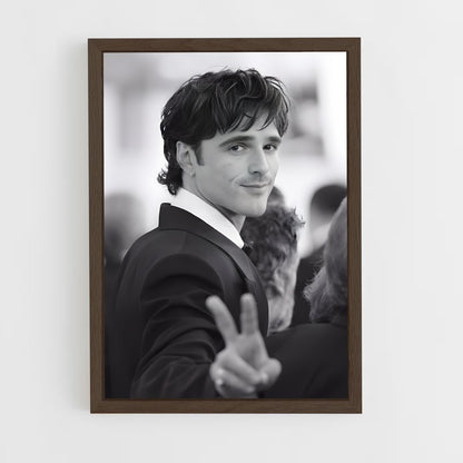 ap-jacob elordi-5 cadre Bois foncé