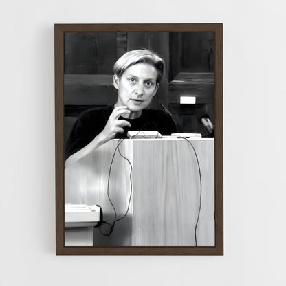 ap-judith butler-1 cadre Bois foncé