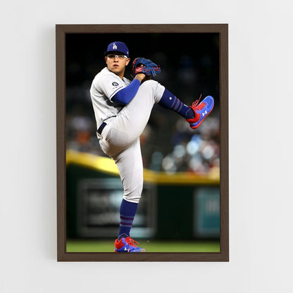 ap-julio urias-3 cadre Bois foncé