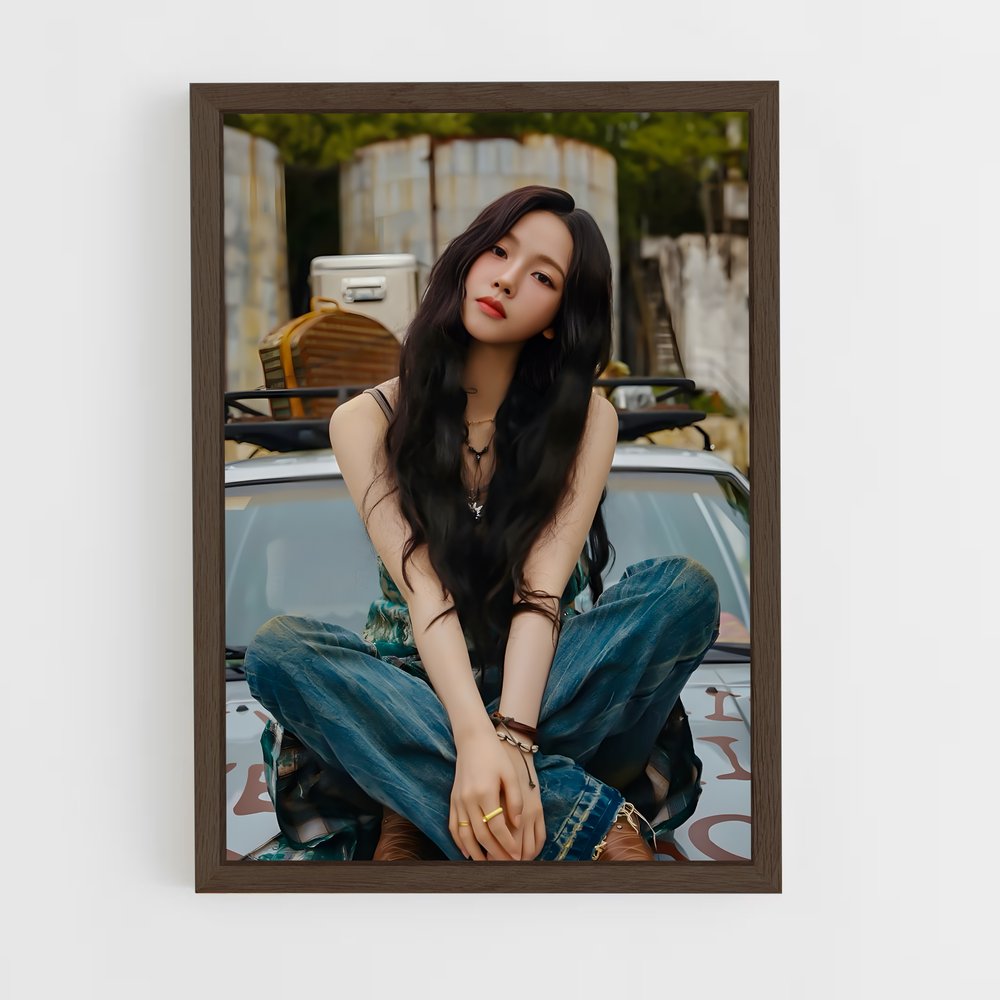 ap-karina arakelyan-1 cadre Bois foncé