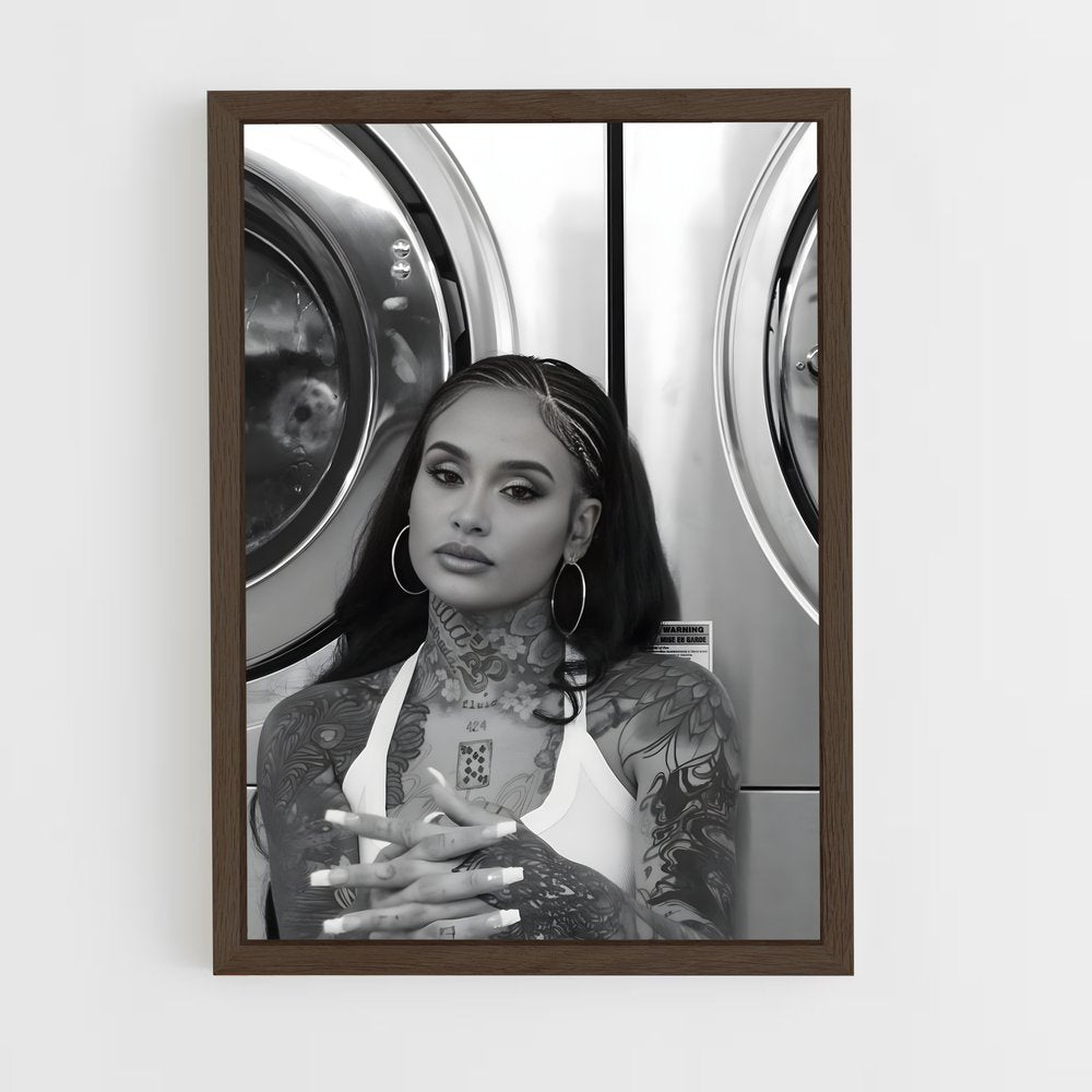 ap-kehlani-1 cadre Bois foncé