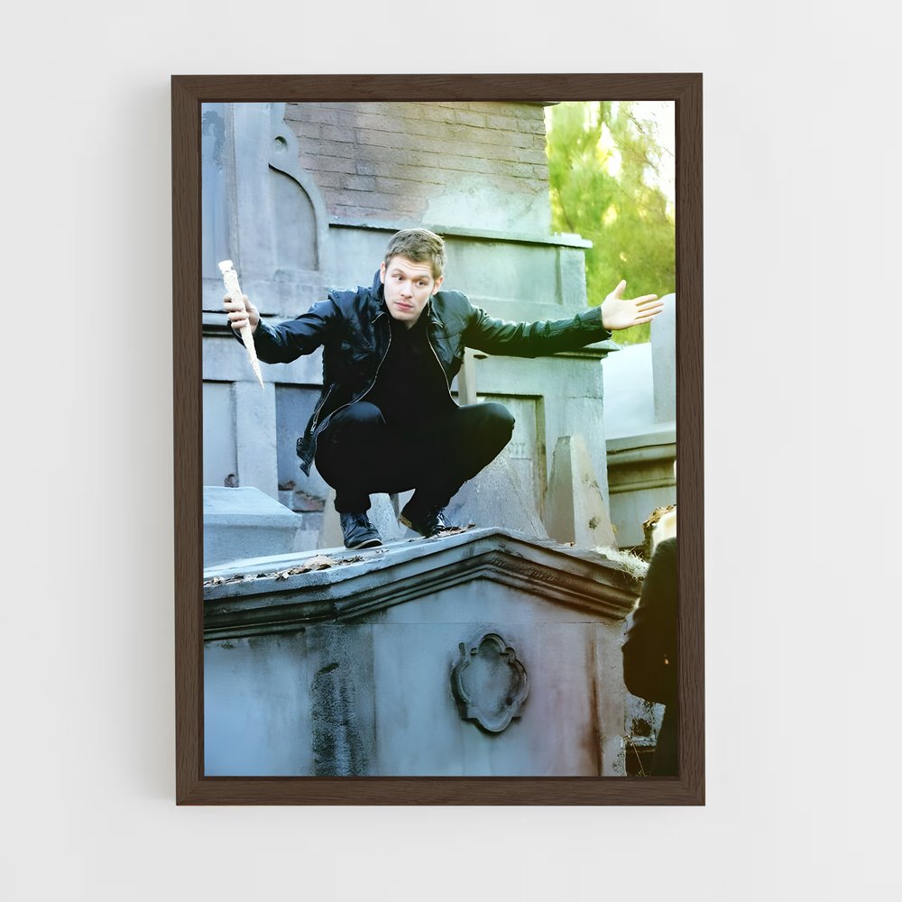 ap-klaus mikaelson-2 cadre Bois foncé
