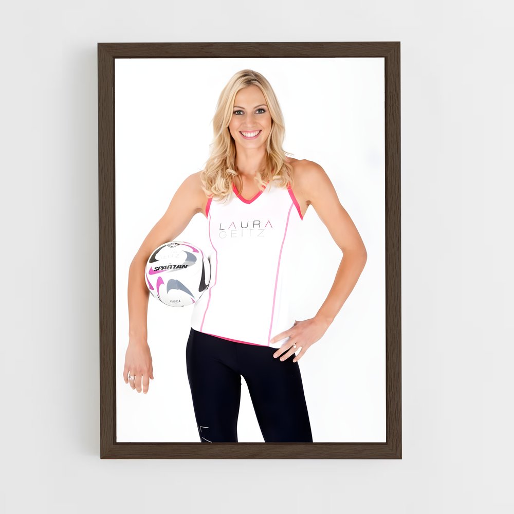 ap-laura geitz-2 cadre Bois foncé