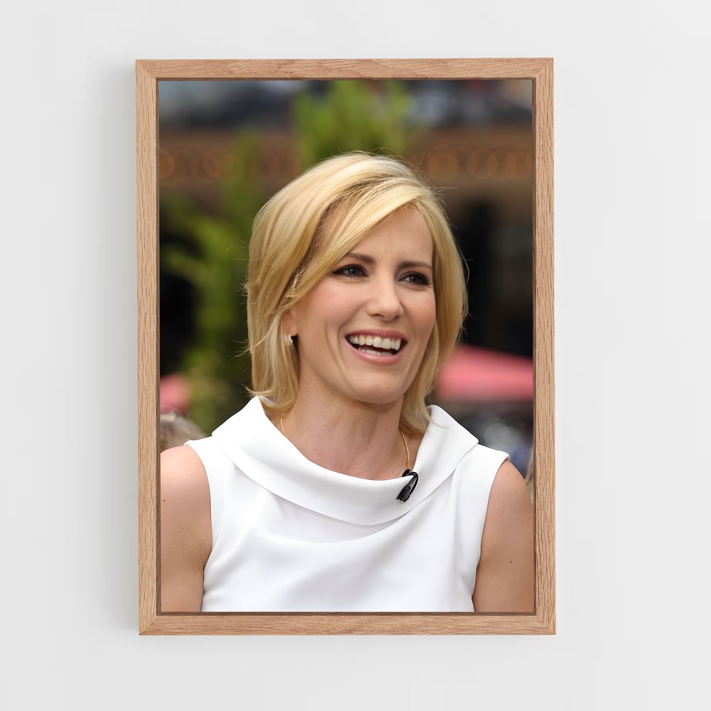 ap-laura ingraham-4 cadre Bois clair