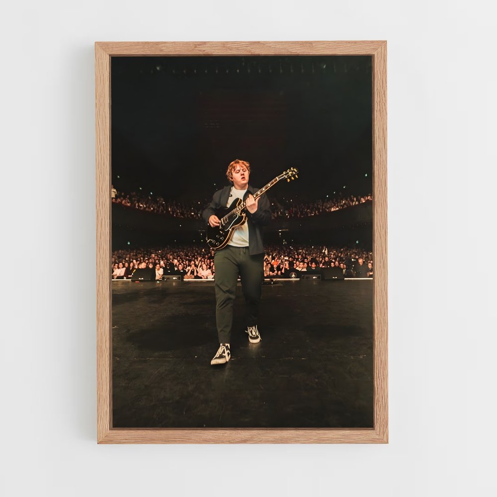 ap-lewis capaldi-4 cadre Bois clair