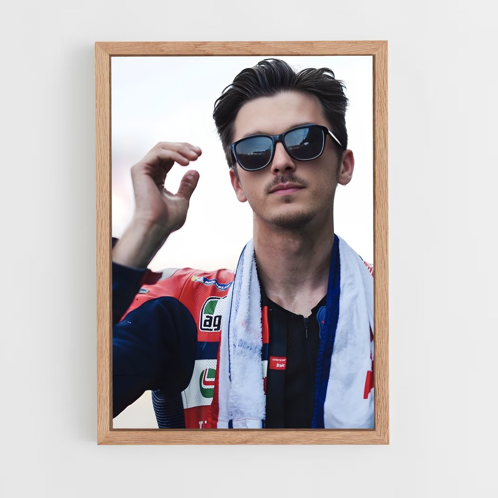 ap-luca marini-1 cadre Bois clair