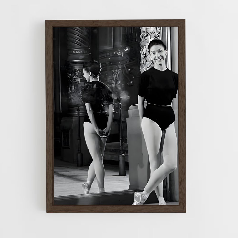ap-margot fonteyn-1 cadre Bois foncé